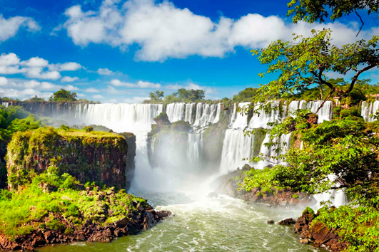 Cataratas do Iguaçu + Parque das Aves & Compras no Paraguai - Privativo
